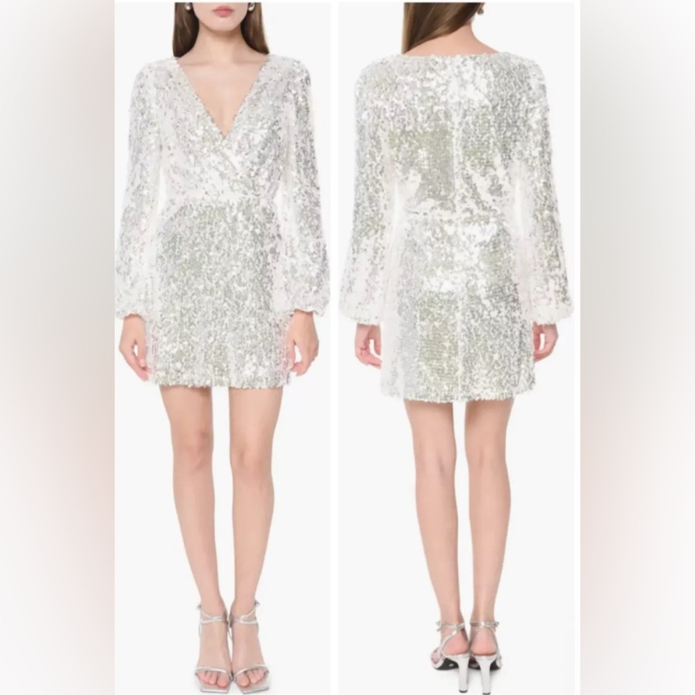 NWOT WAYF Carrie Sequin Dress Size Medium